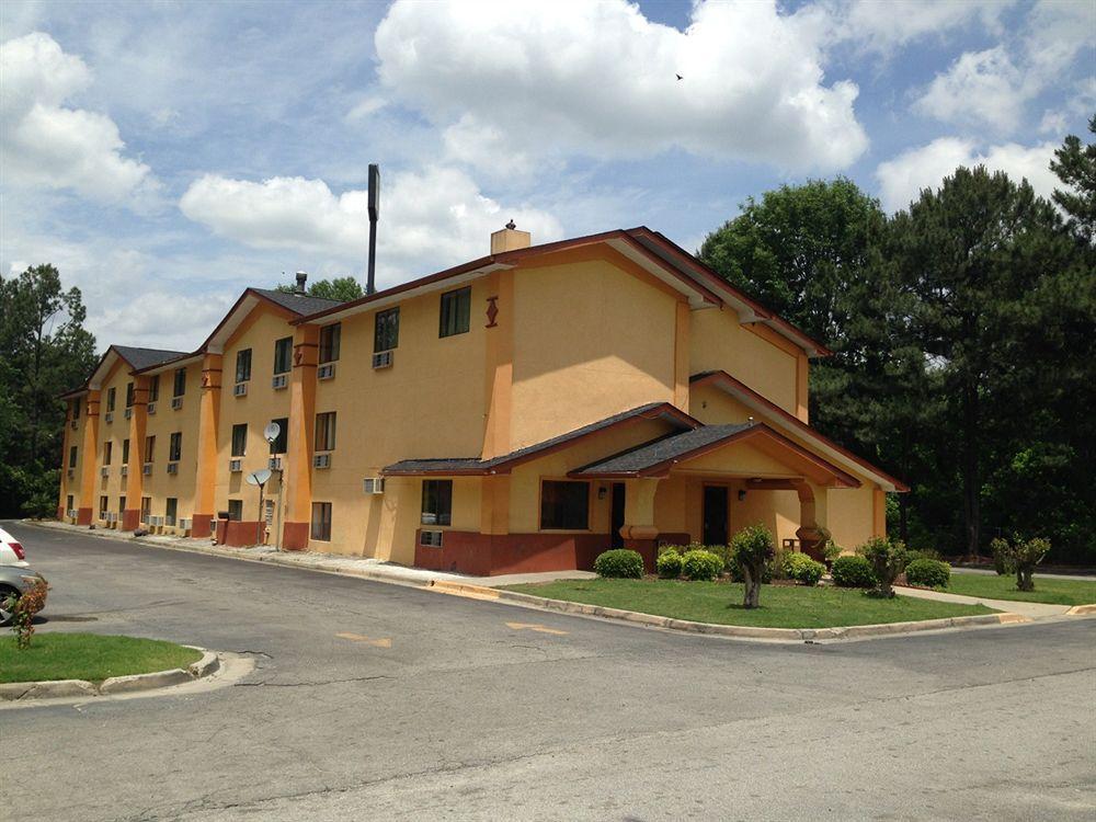 Super Inn Lodge West 외부 사진